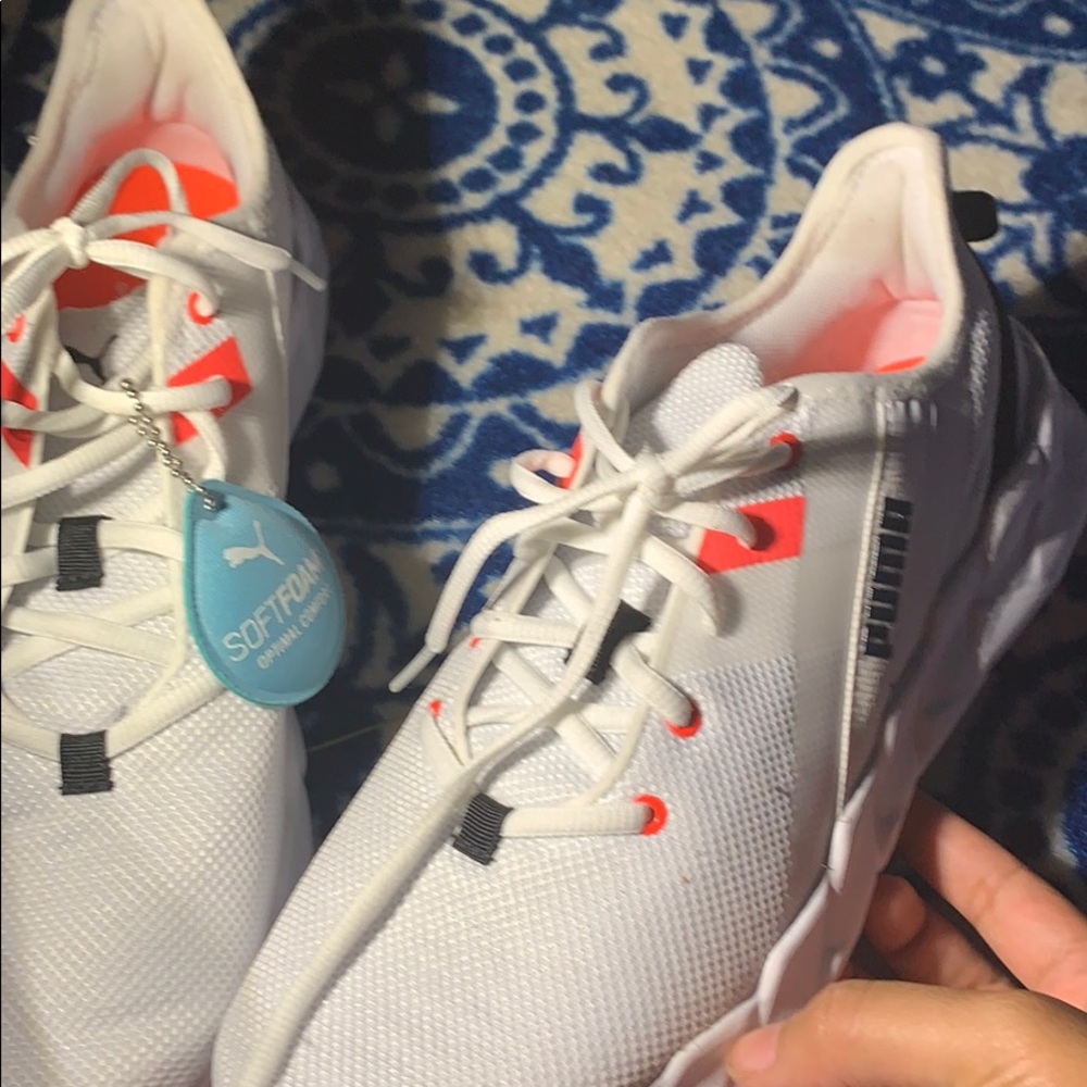 Shoes - Picture 4 of 4